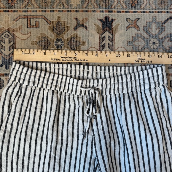 Old Navy Linen Blend Mid-Rise Cropped Striped Pull On Pants Women’s Size Small - Picture 11 of 13